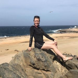 Meet your Posher, Christina